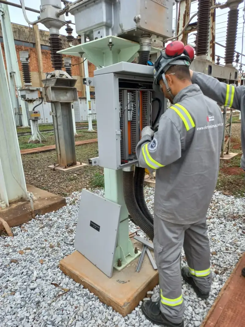 Instalação de Sistema de Gerenciamento de Energia